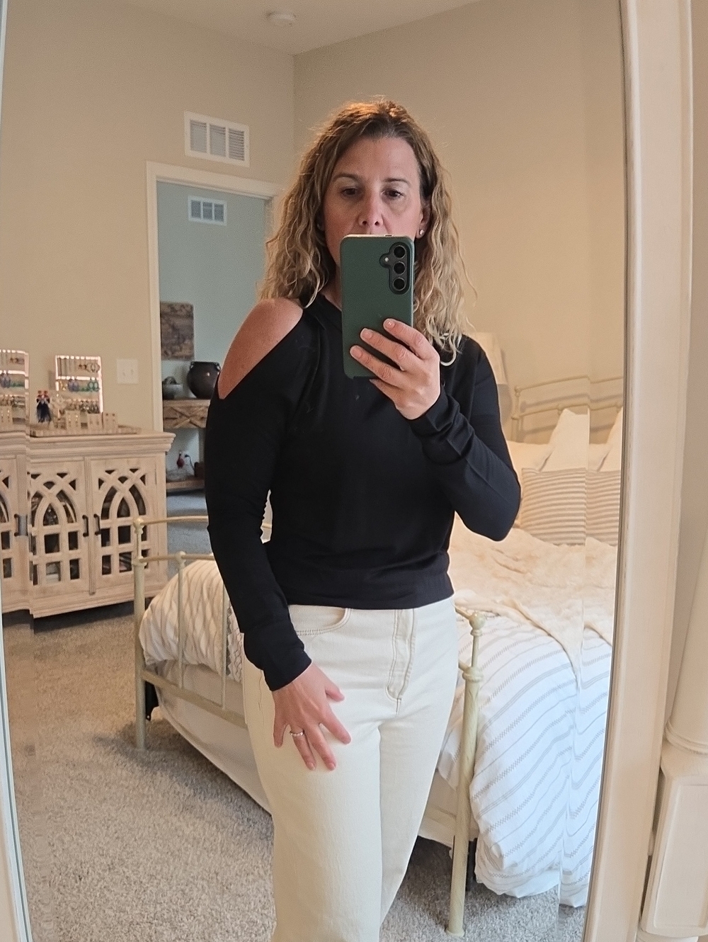 Stella & Dot Black Cold-Shoulder Long Sleeve Tshirt